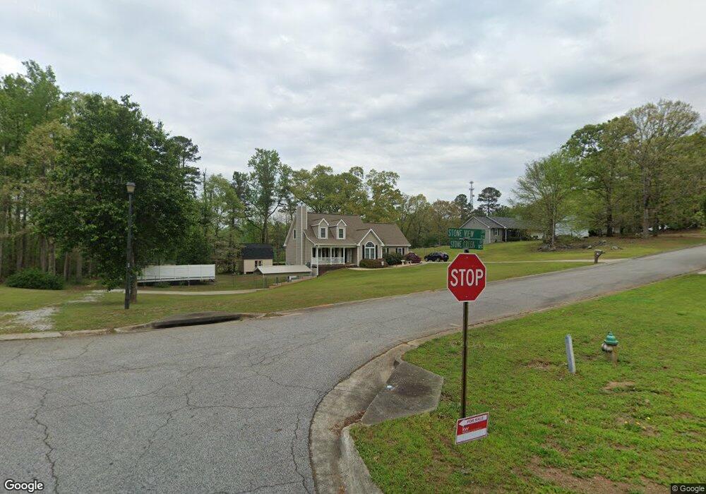 210 Stone View Dr, Hoschton, GA 30548 - photo 1