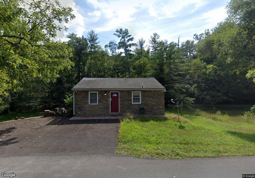 824 Highland Ridge Rd, Berkeley Springs, WV 25411 - photo 1