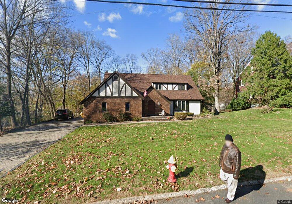 49 Grover Ln, West Caldwell, NJ 07006 - photo 1