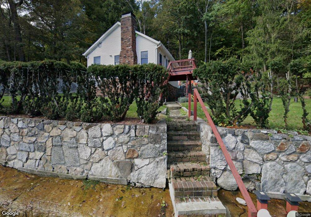 131 Tanglewylde Rd, Lake Peekskill, NY 10537 - photo 1