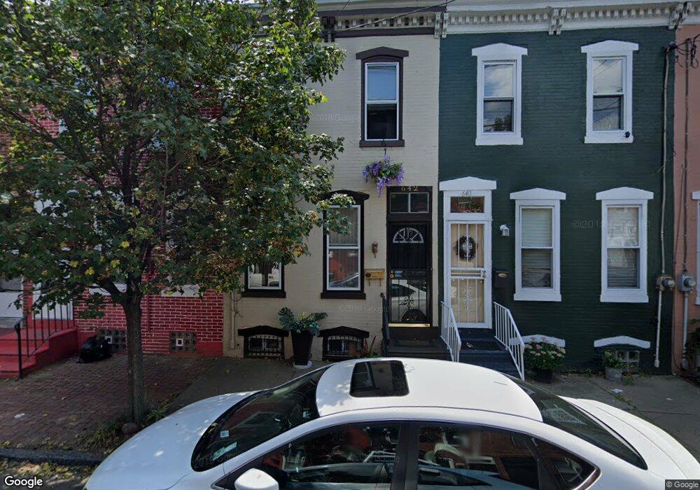 642 Clinton St, Camden, NJ 08103 - photo 1