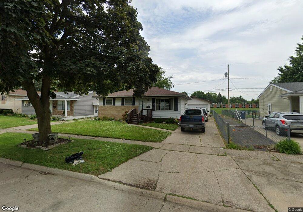 3712 Twilight Dr, Flint, MI 48506 - photo 1