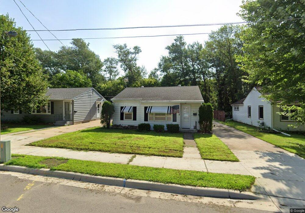 514 Edgewood Ave, Albert Lea, MN 56007 - photo 1