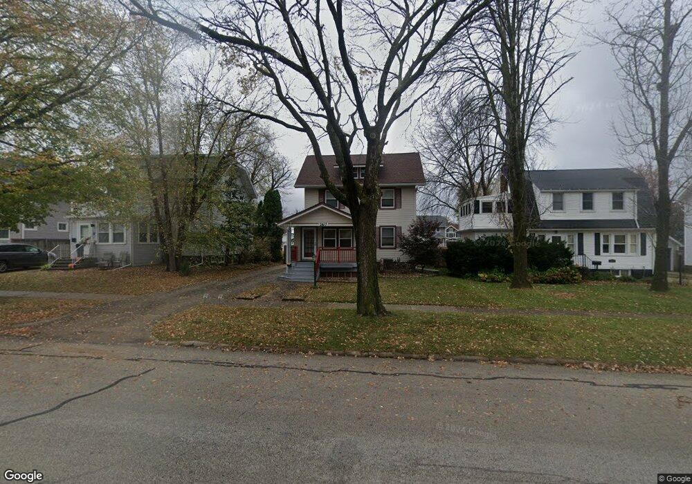 2417 Bever Ave SE, Cedar Rapids, IA 52403 - photo 1