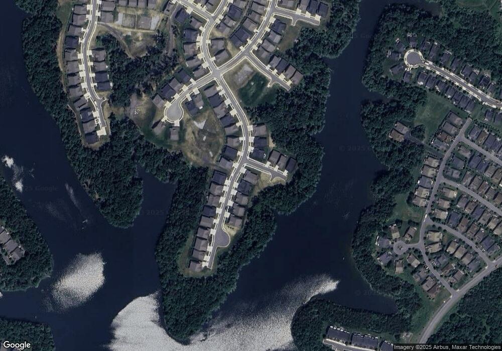 217 Milkweed Dr, Lake Frederick, VA 22630 - photo 1