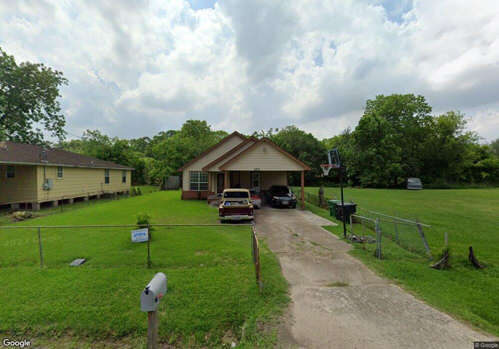 9437 Sherbourne St, Houston, TX 77016 - photo 1