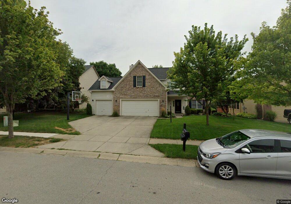 12087 Cobblestone Dr, Fishers, IN 46037 - photo 1