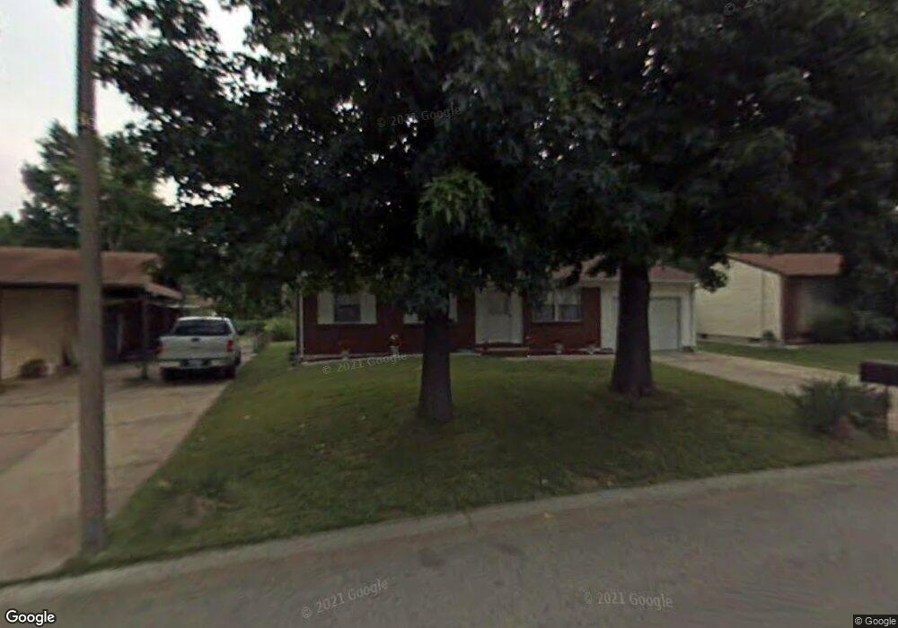 2618 Embleton Ln, Saint Charles, MO 63301 - photo 1