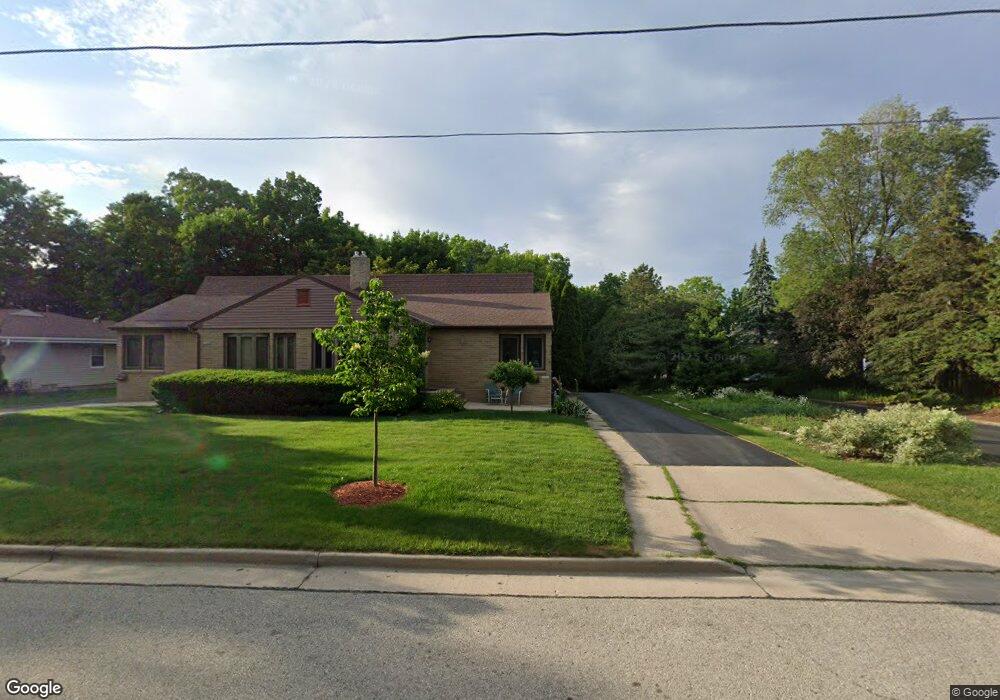 12902 W Lancaster Ave, Butler, WI 53007 - photo 1