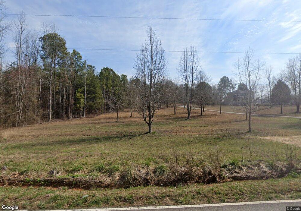 247 Berry Rd, Boiling Springs, SC 29316 - photo 1