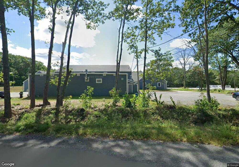 48 Gardner Rd unit 2nd Floor, Hubbardston, MA 01452 - photo 1