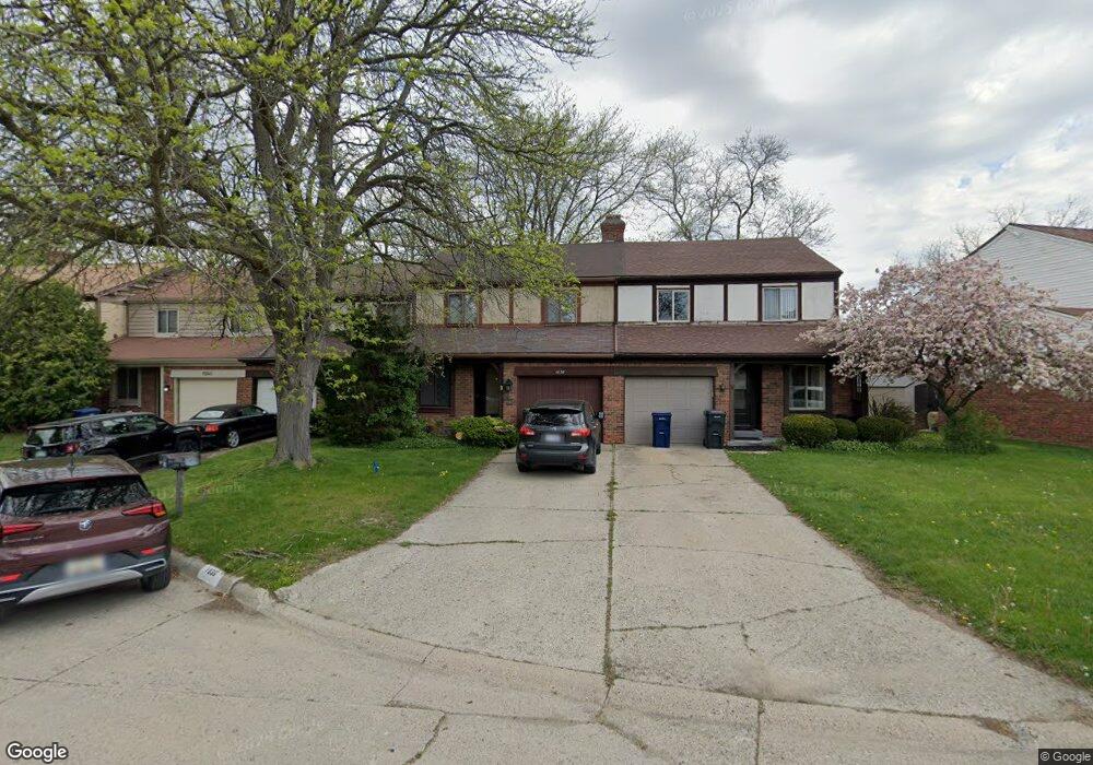 1836 Willowbrook Cir, Flint, MI 48507 - photo 1