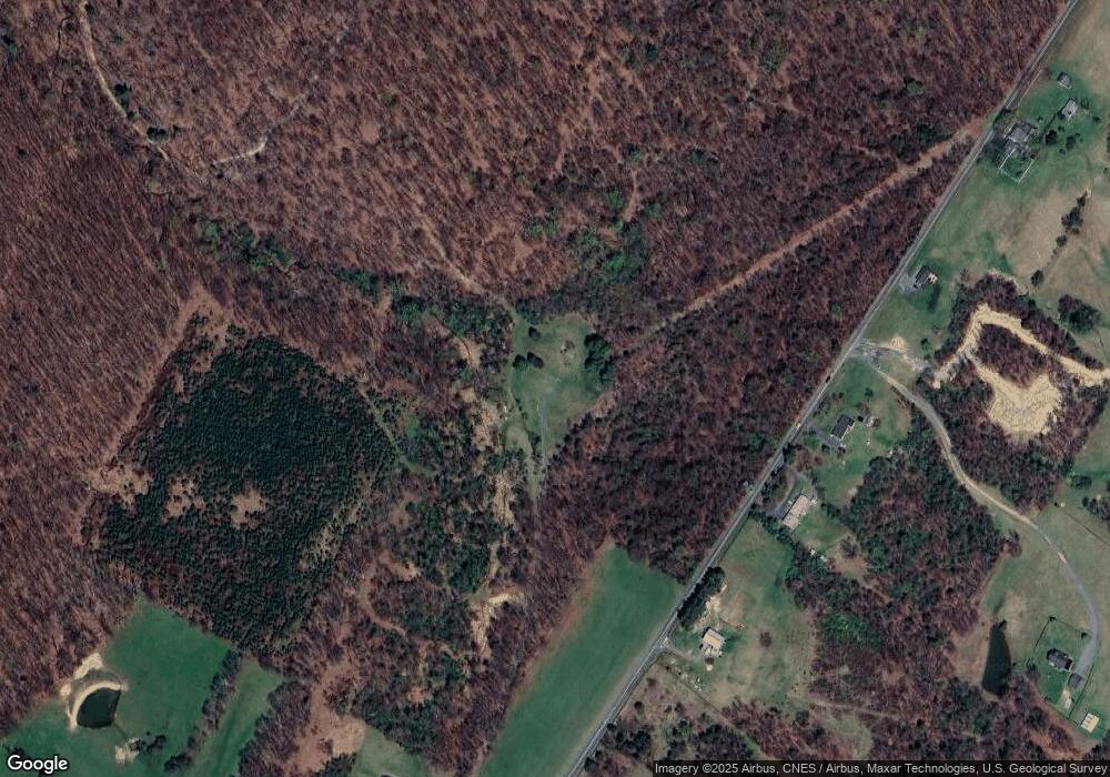 1856 Morgan Frederick Ln, Cross Junction, VA 22625 - photo 1