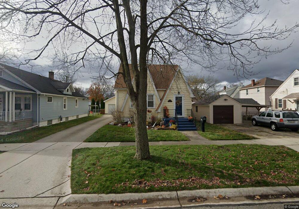 1411 18th St, Port Huron, MI 48060 - photo 1