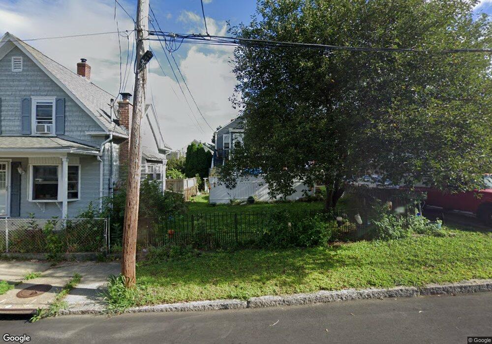 34 Yolande Place, Woonsocket, RI 02895 - photo 1