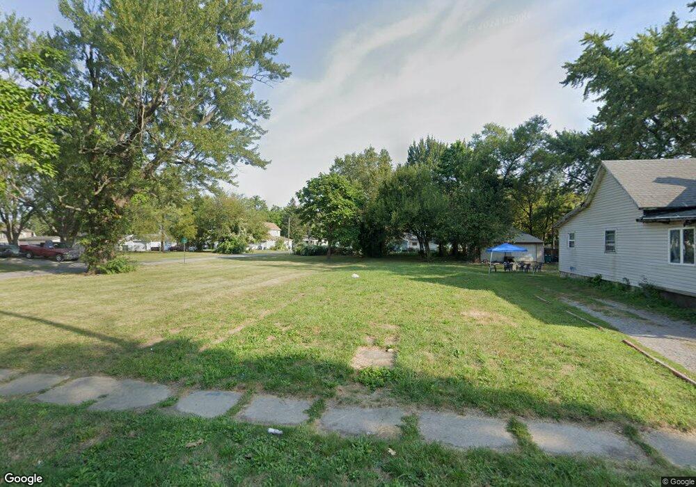 803 Holmes Ave, Lima, OH 45804 - photo 1