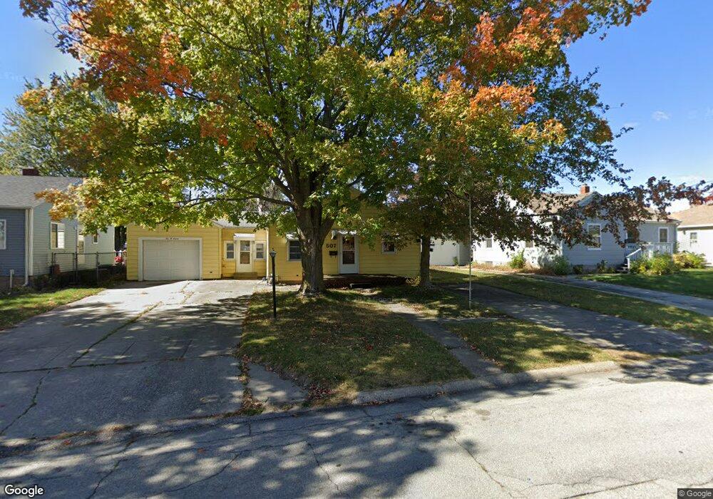 507 W 14th St N, Newton, IA 50208 - photo 1