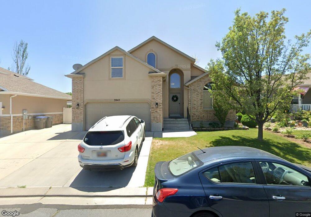 3945 Dune Buggy Dr, South Jordan, UT 84095 - photo 1