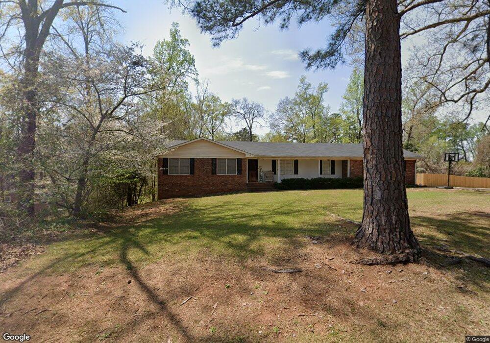 4270 White Oak Ln, Macon, GA 31204 - photo 1