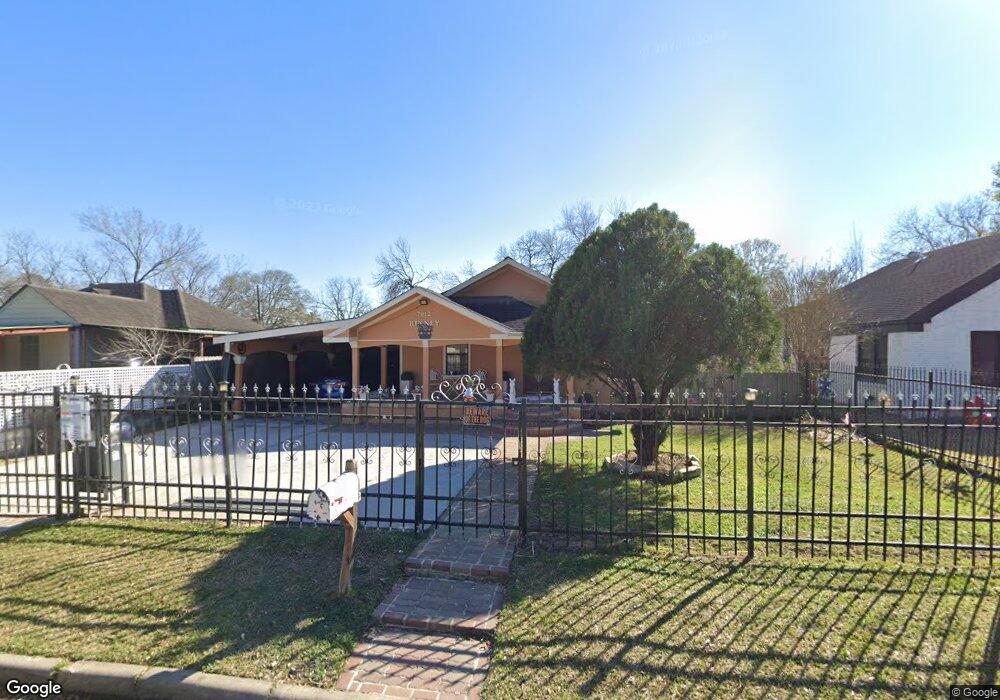 7012 Kinney St, Houston, TX 77087 - photo 1