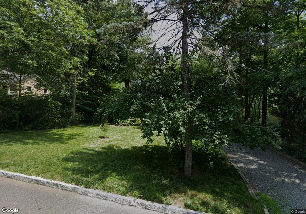 112 Lakeview Ave, Watchung, NJ 07069 - photo 1