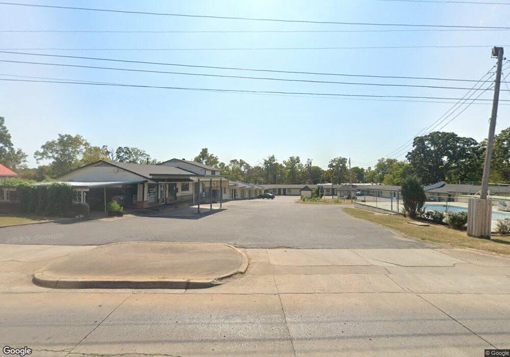 706 E Downing St, Tahlequah, OK 74464 - photo 1