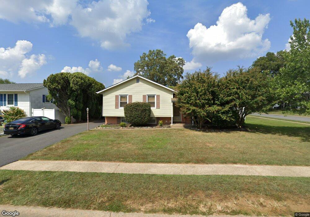 61 Queens Way, Newark, DE 19713 - photo 1