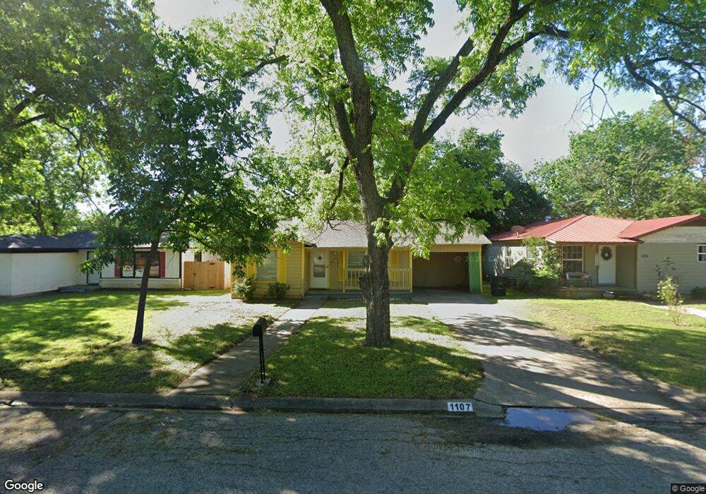 1107 Bales St, Cleburne, TX 76033 - photo 1