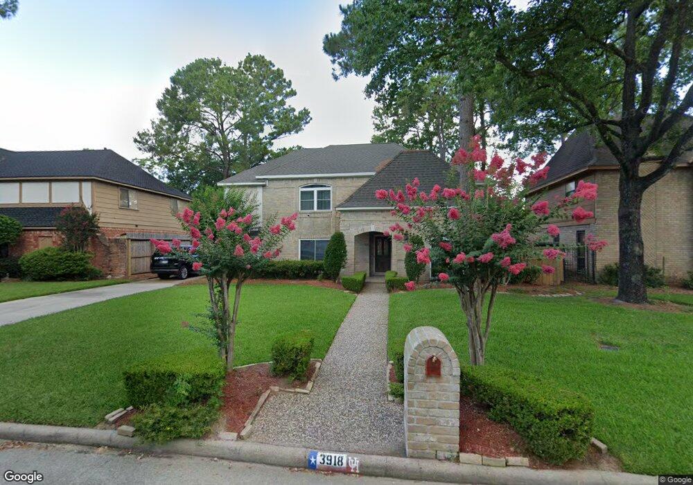3918 Elmcrest Dr, Houston, TX 77088 - photo 1