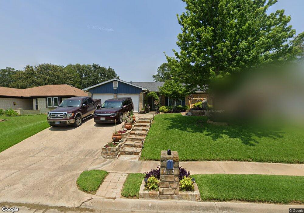 717 Morning Glory Ln, Bedford, TX 76021 - photo 1