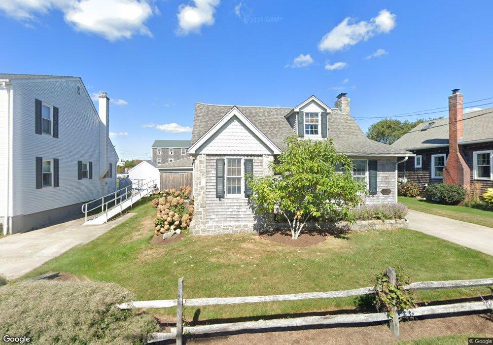 22 Holden Rd, Wakefield, RI 02879 - photo 1