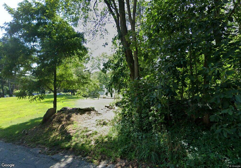 21 W Millbury Rd unit 2, Sutton, MA 01590 - photo 1