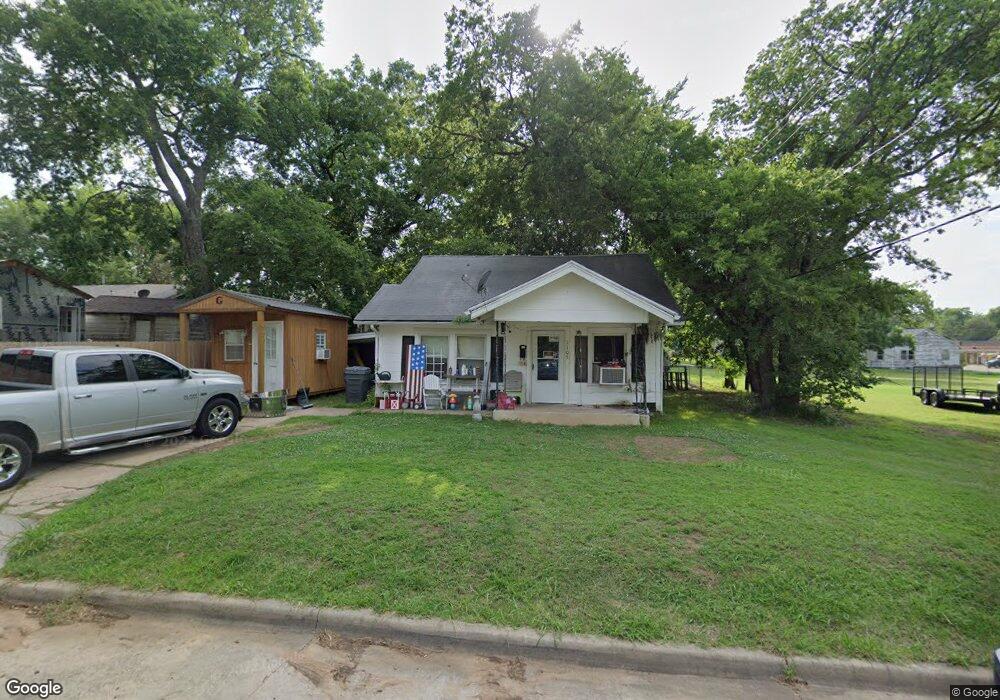 1105 D St NW, Ardmore, OK 73401 - photo 1