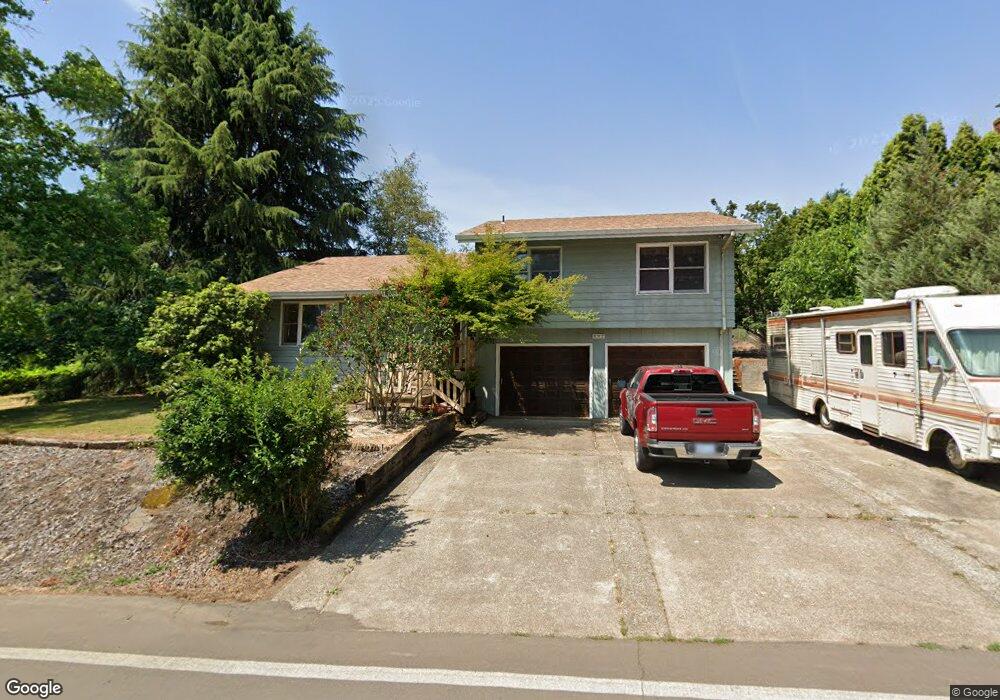 692 SW Alder St, Dundee, OR 97115 - photo 1