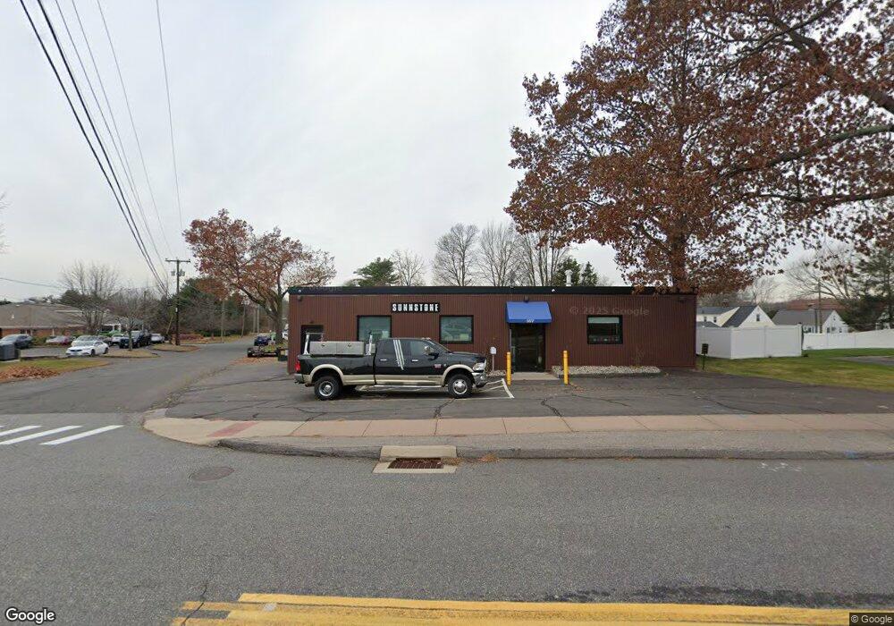 167 Oak St, Glastonbury, CT 06033 - photo 1