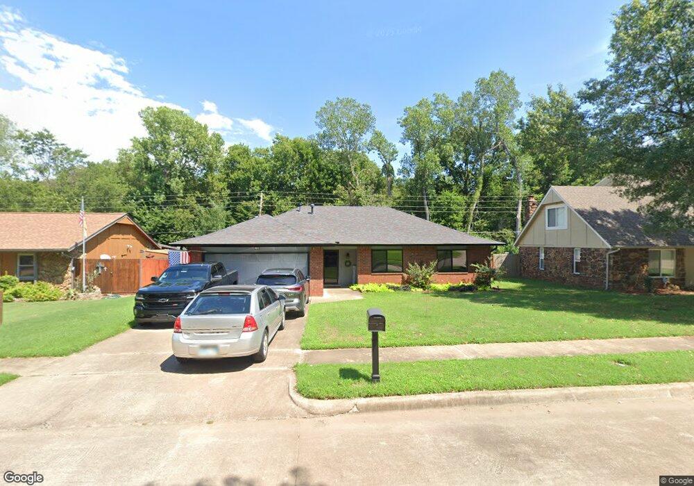 5709 S Ash Ave, Broken Arrow, OK 74011 - photo 1