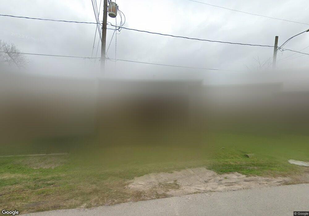 113 Westfield St, Houston, TX 77022 - photo 1