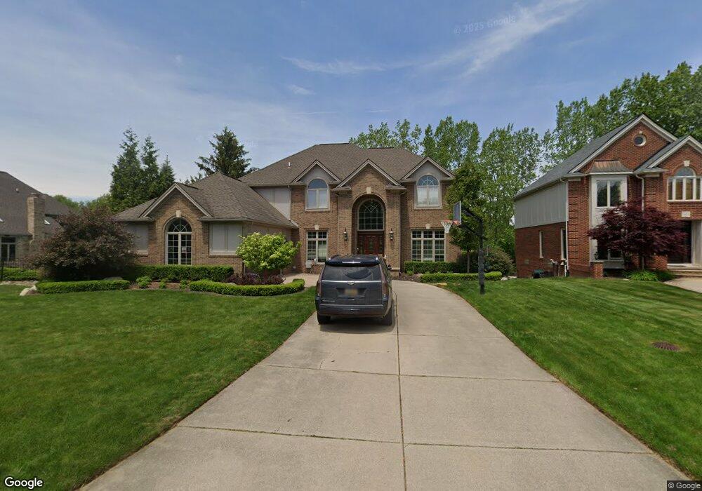 3666 Hollenshade Dr, Rochester Hills, MI 48306 - photo 1