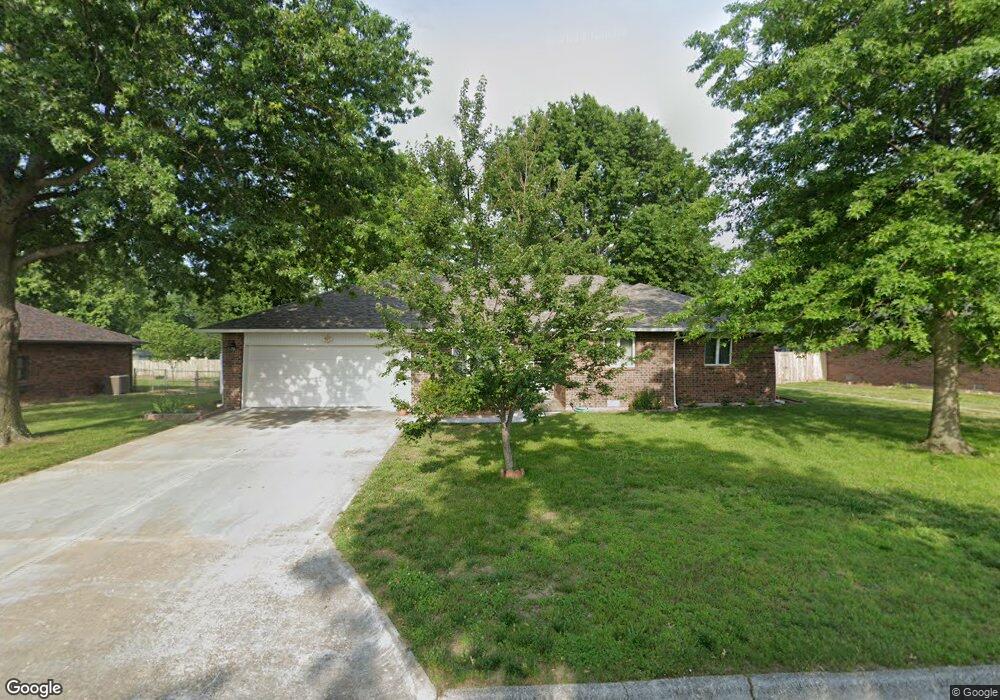 2018 S Hedgewood Dr, Bolivar, MO 65613 - photo 1