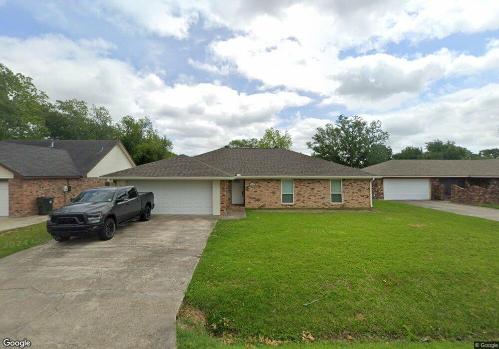 4515 W Meadow Ln, Lake Charles, LA 70605 - photo 1