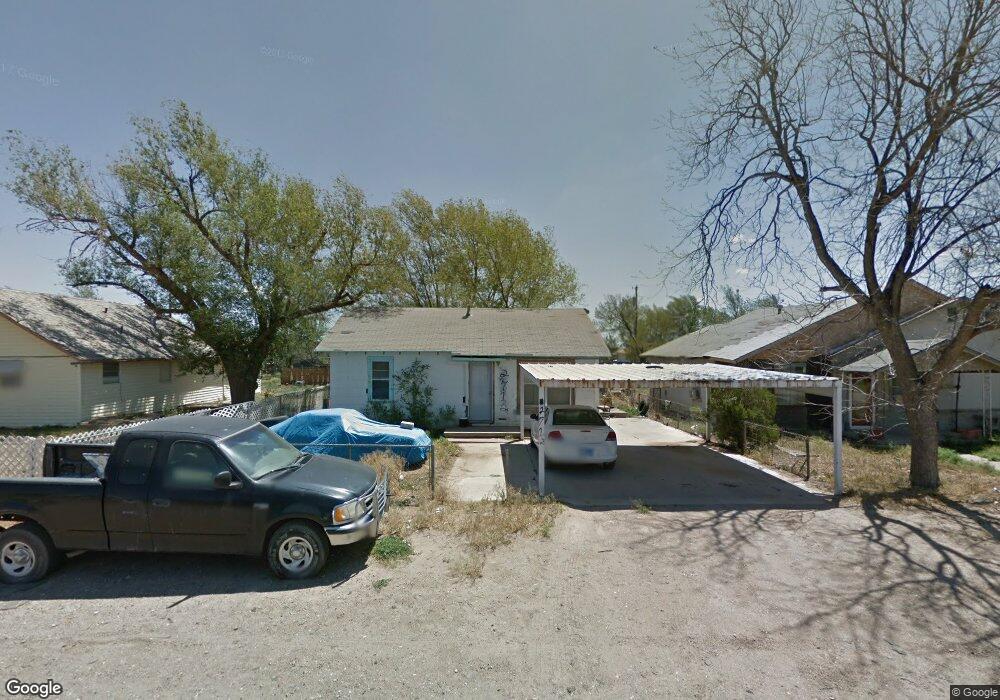 2712 Hoyle St, Plainview, TX 79072 - photo 1