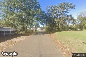 291 E 2nd St, Broken Bow, OK 74728