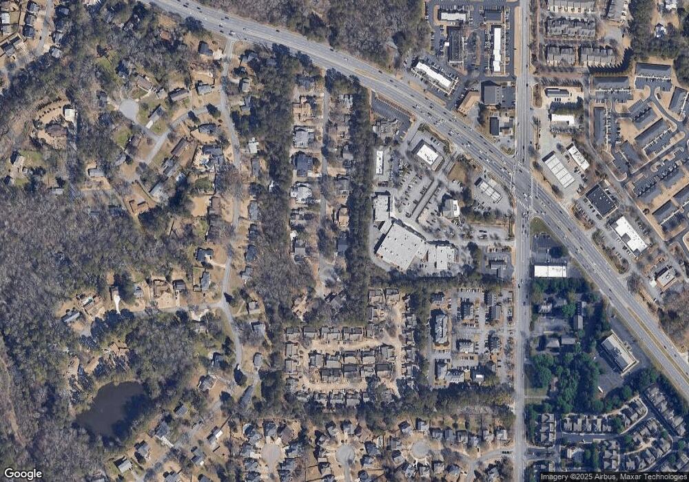 142 Great Oaks Ln, Roswell, GA 30075 - photo 1