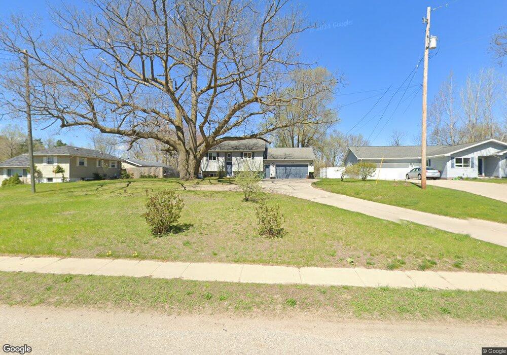 4418 Isabella St, Midland, MI 48640 - photo 1