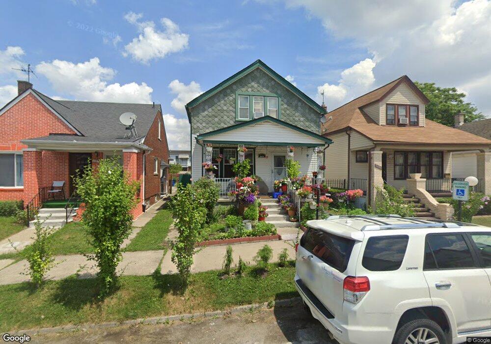 11660 Mitchell St, HamtraMcK, MI 48212 - photo 1