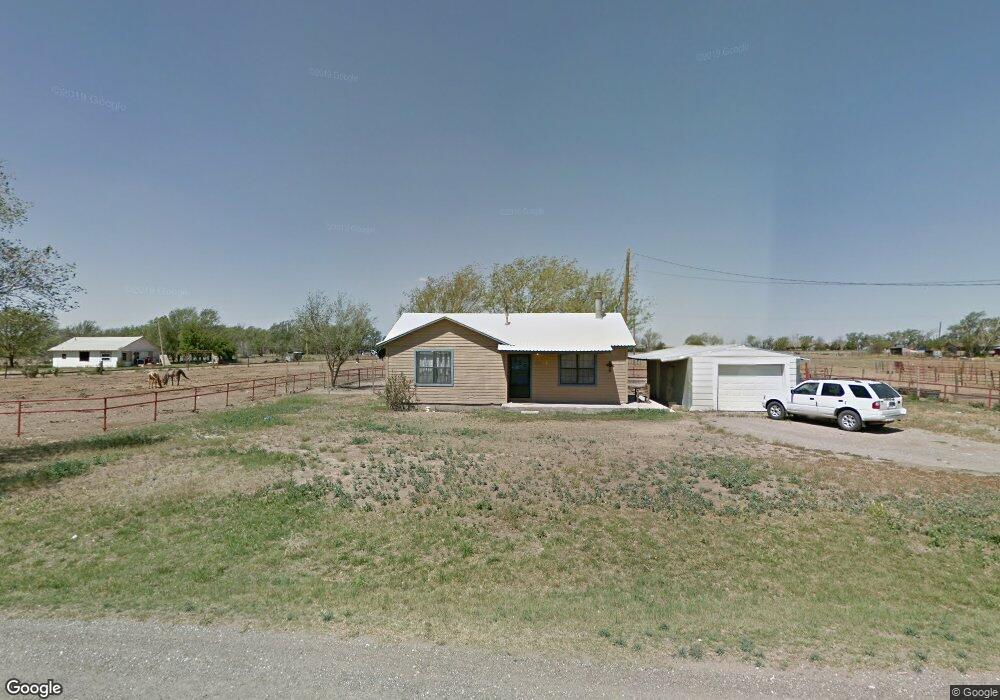 2805 Aylesworth St, Plainview, TX 79072 - photo 1