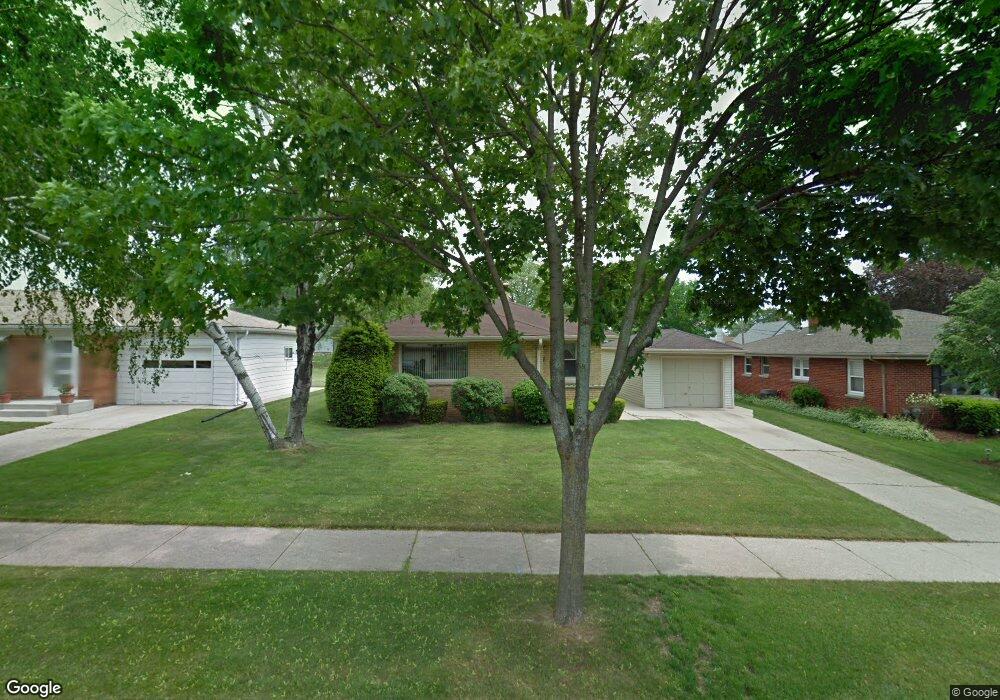 4384 S Taylor Ave, Milwaukee, WI 53207 - photo 1