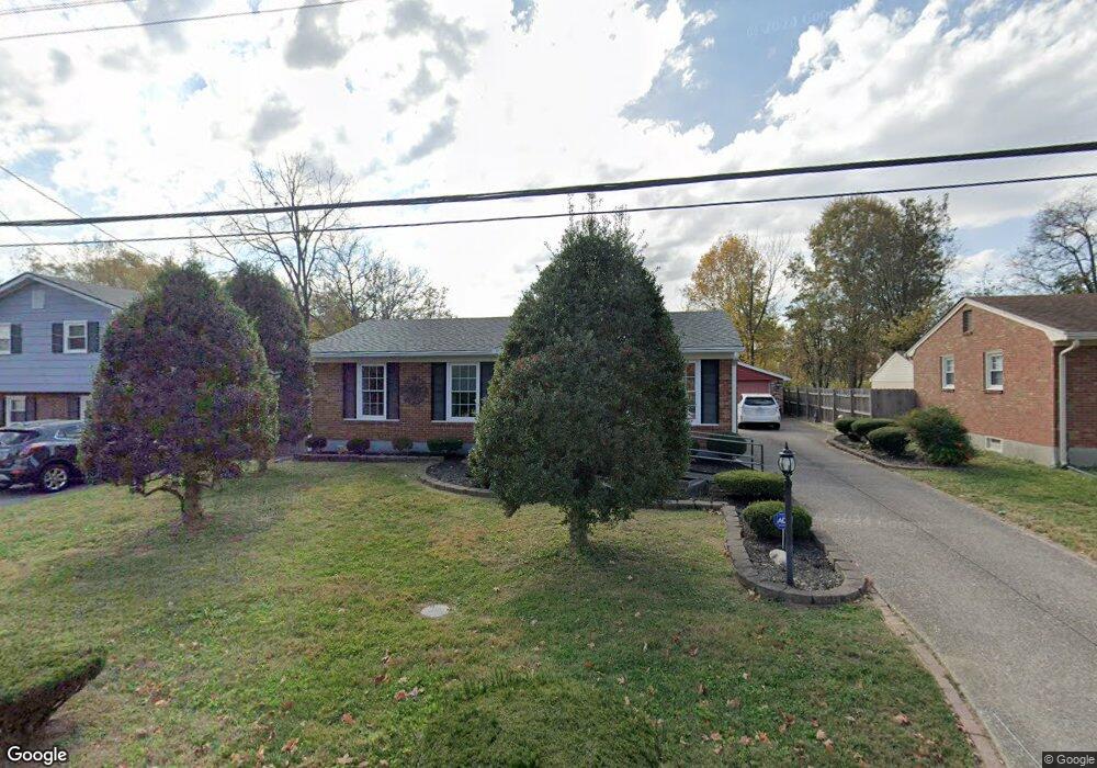 9500 Plumwood Rd, Louisville, KY 40291 - photo 1