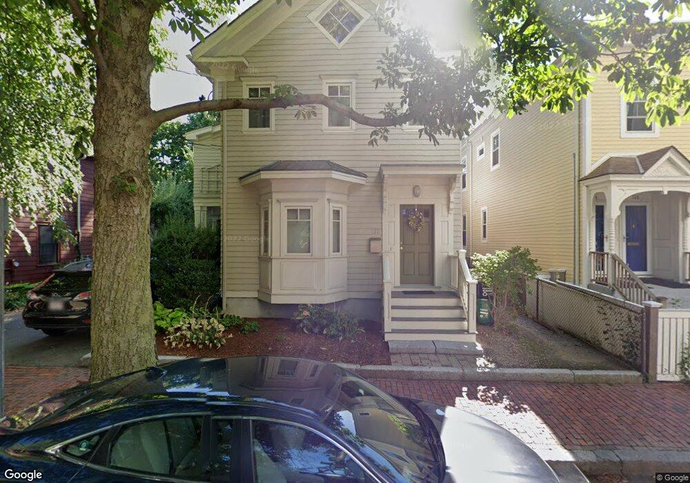 122 Hamilton St unit 2, Cambridge, MA 02139 - photo 1