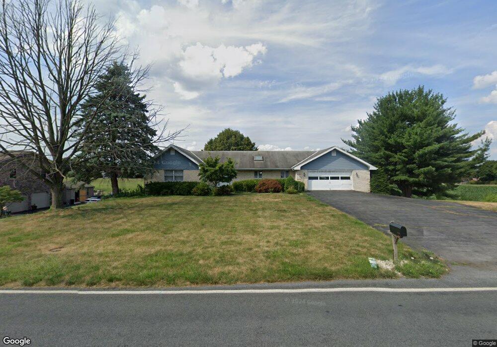 1239 Kressler Rd, Allentown, PA 18103 - photo 1